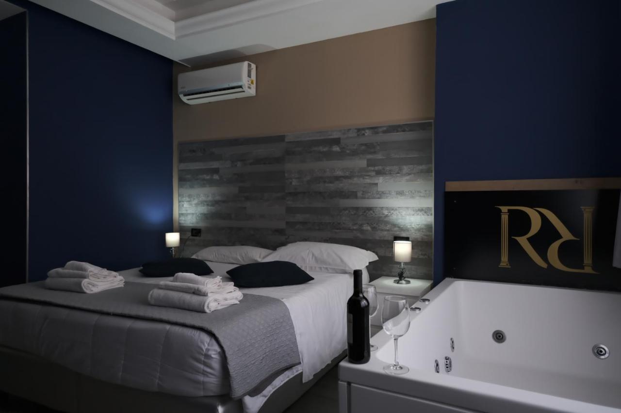 Royalty Rooms & Spa Nápoles Exterior foto